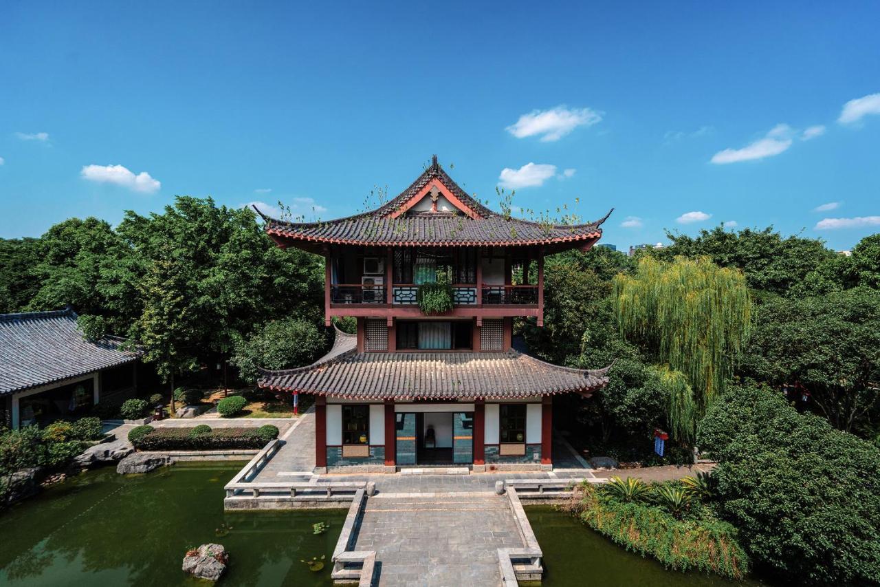 Guilin Yi Characteristic Hotel Coltd Экстерьер фото