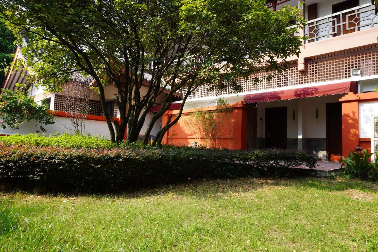 Guilin Yi Characteristic Hotel Coltd Экстерьер фото