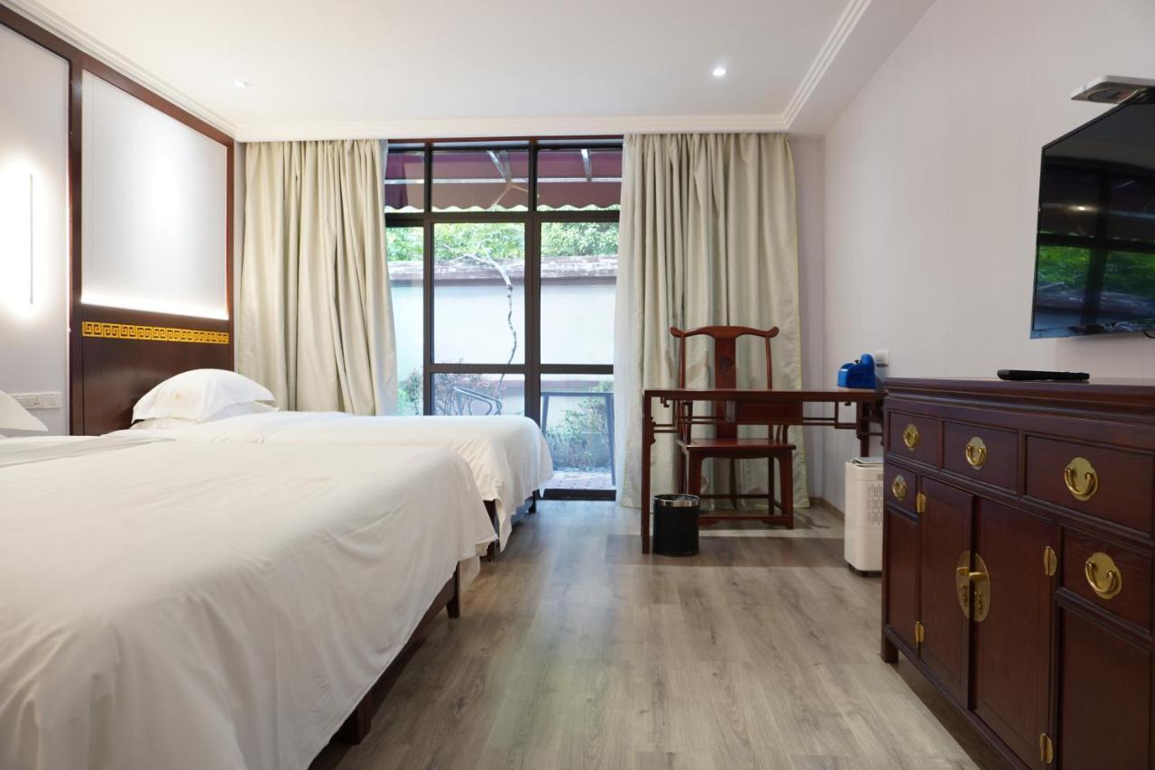 Guilin Yi Characteristic Hotel Coltd Экстерьер фото