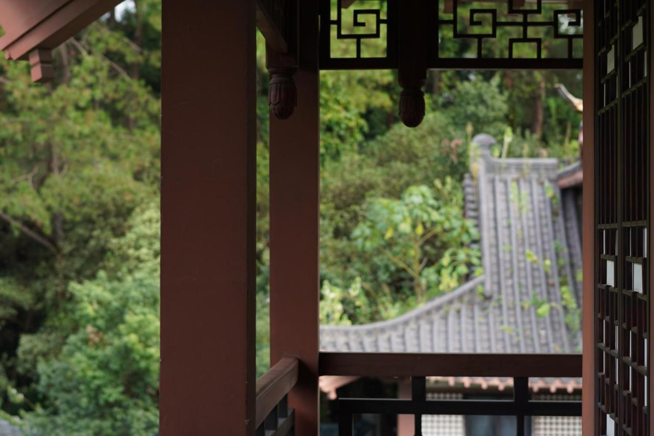 Guilin Yi Characteristic Hotel Coltd Экстерьер фото