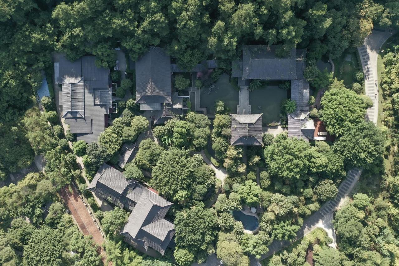 Guilin Yi Characteristic Hotel Coltd Экстерьер фото